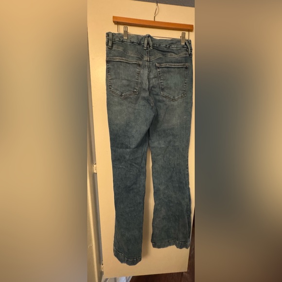 Good American good flare jeans size 12/31 - Picture 4 of 4